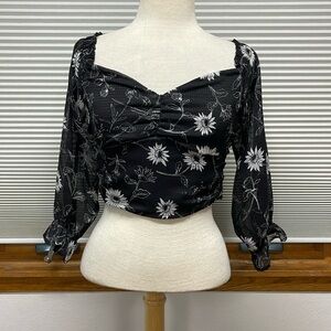 Leith Black Floral Print Sweatheart Neckline Cropped Top Size Medium